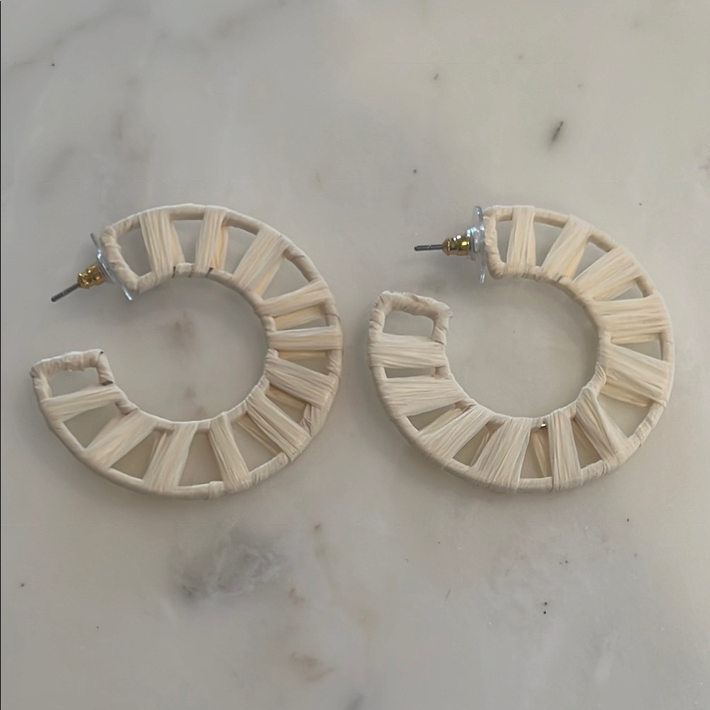 Lightweight White Raffia Woven Hoop Earrings